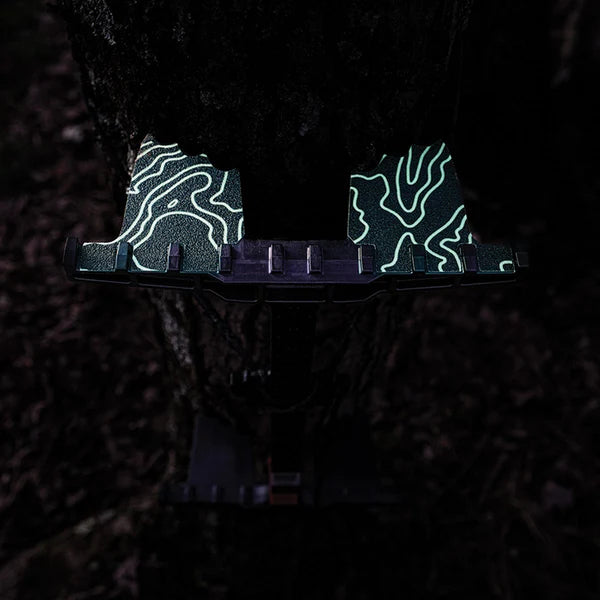Latitude Carbon SS Illuminators